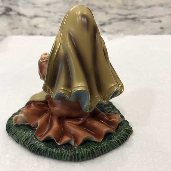 Thomas Kinkade “The Holy Family & Holy Night Crèche” sculpture set - Picture 7 of 15